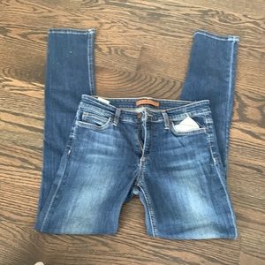 Size 29 joes jeans, good condition - mid rise skinny